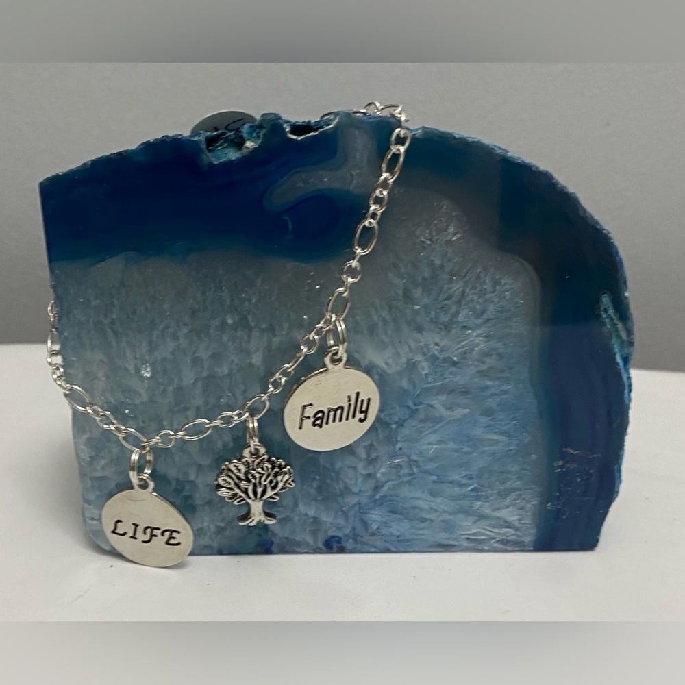 Tree of Life charm bracelet NEW!!